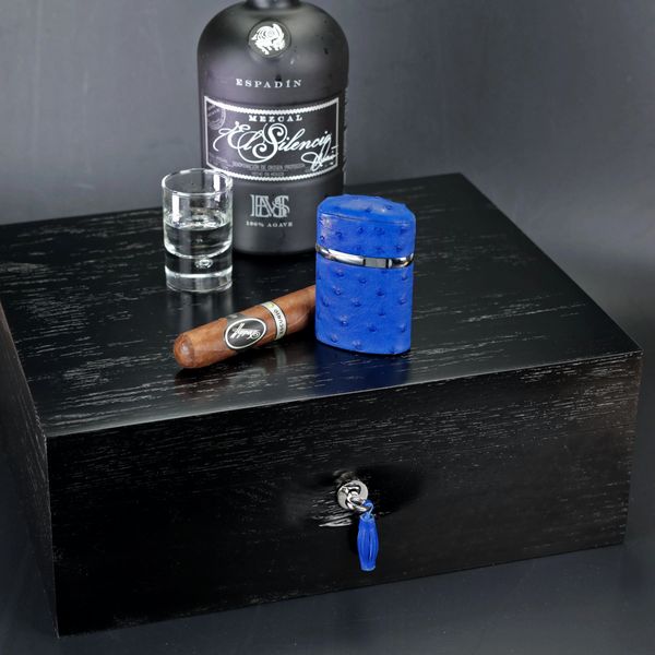 Brizard and Co. The "Triple Jet" Table Lighter - Ostrich Blue