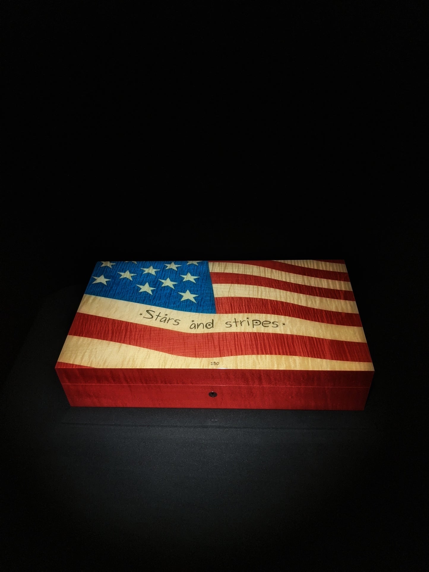 Elie Bleu Stars & Stripes 110 Ct Humidor New