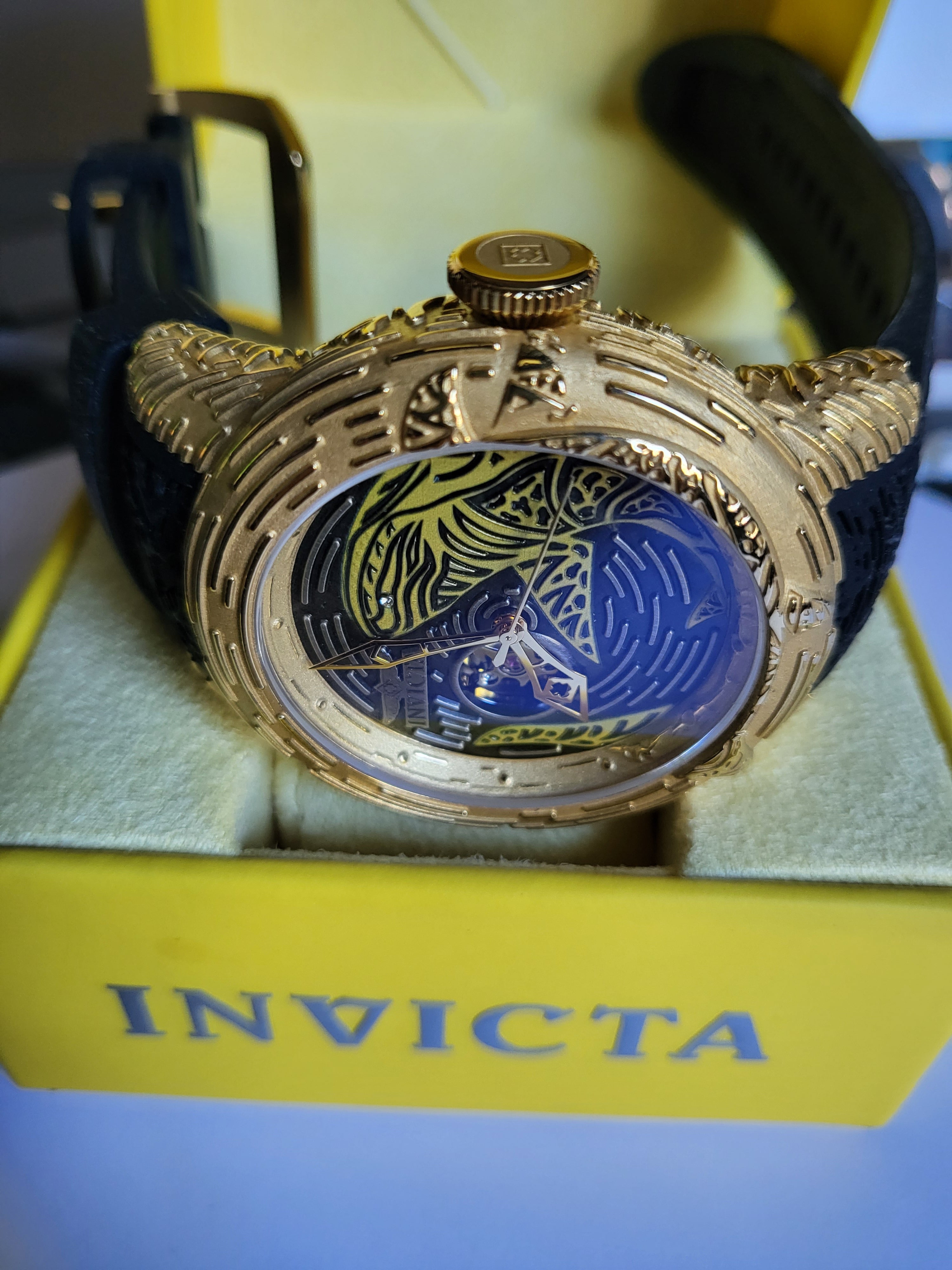 Invicta maori shark best sale