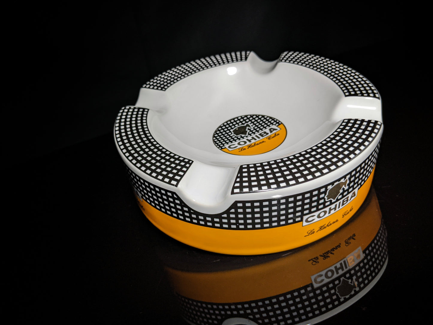 Cohiba Ceramic ashtray NIB