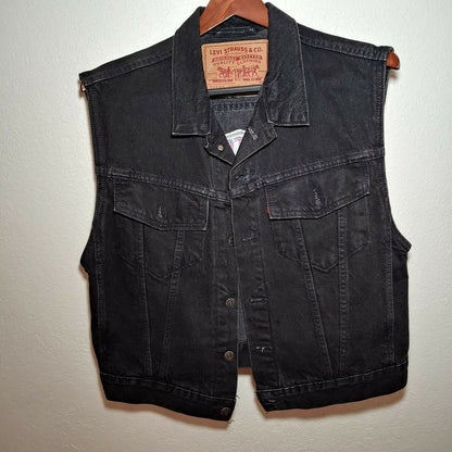 Harley Davidson - Hawg Hunter | Custom Levi Strauss & Co. Denim Jacket