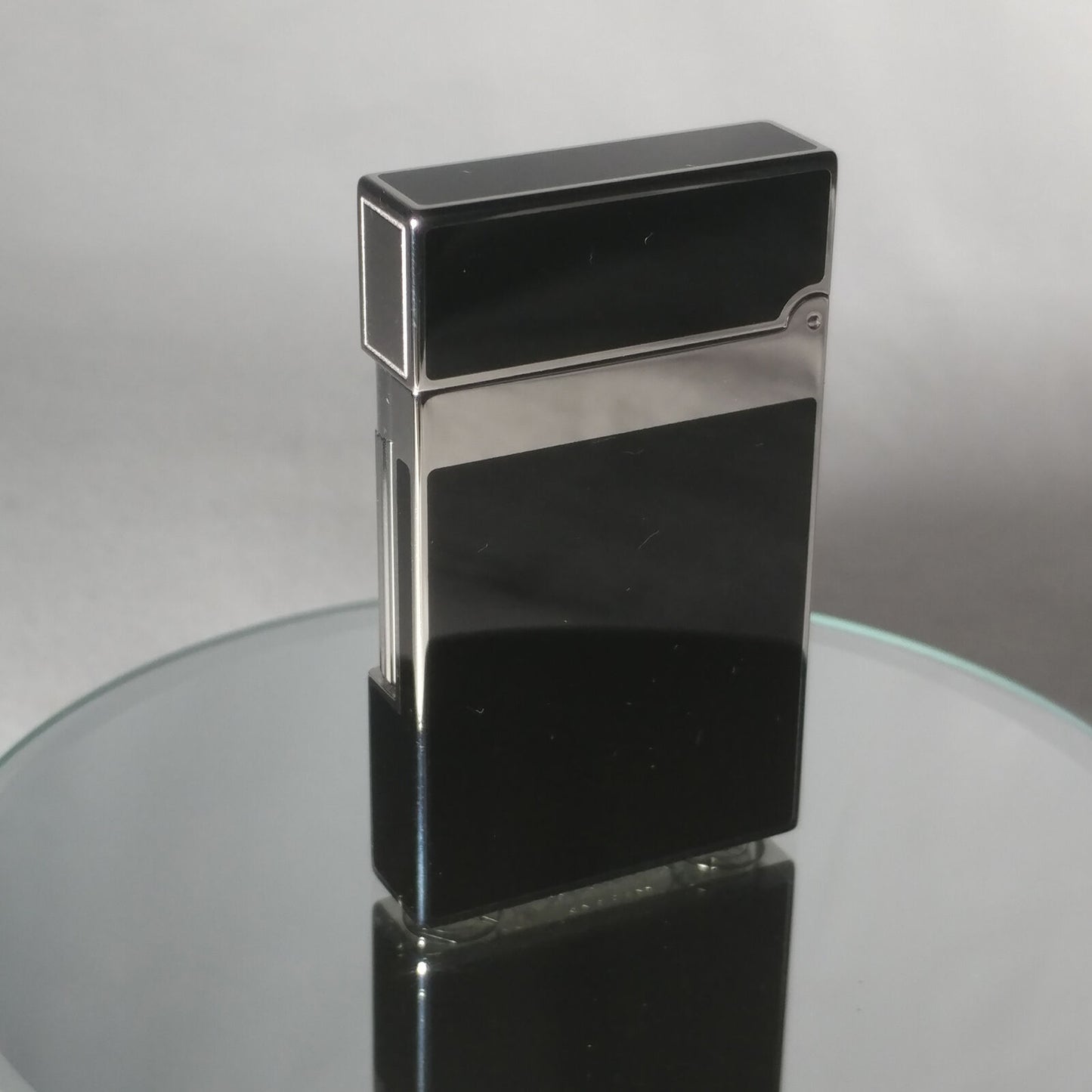 S.T.  Dupont  Black Chinese Lacquered Palladium Plated Ligne 2 Lighter