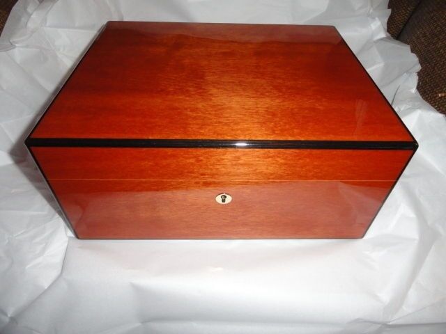 Elie Bleu Mahogany Humidor 100 count