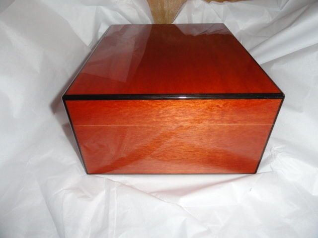 Elie Bleu Mahogany Humidor 100 count