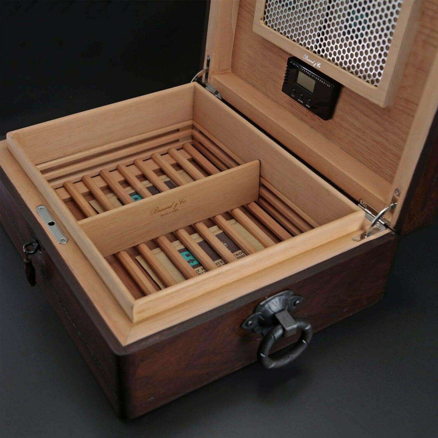 Brizard Hacienda Solid Wood Airflow Humidor 30 / 40 count