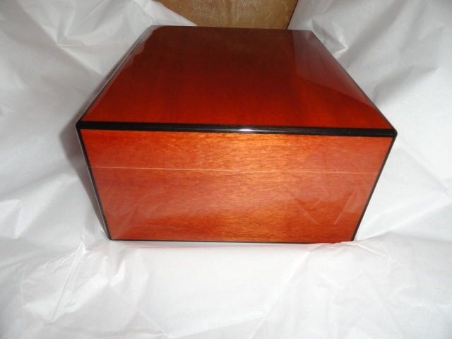 Elie Bleu Mahogany Humidor 100 count