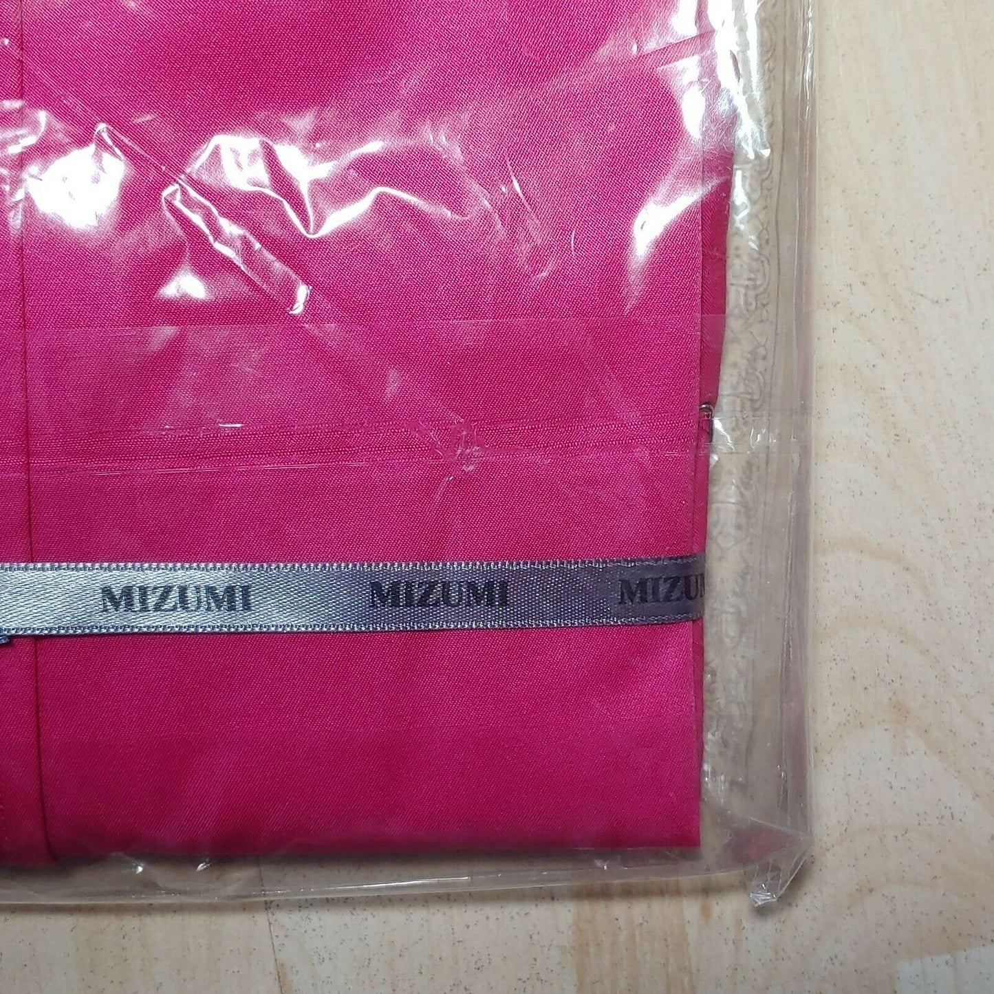 Mizumi | Fuchsia | Men's Large Classic Fit | Style: MF823