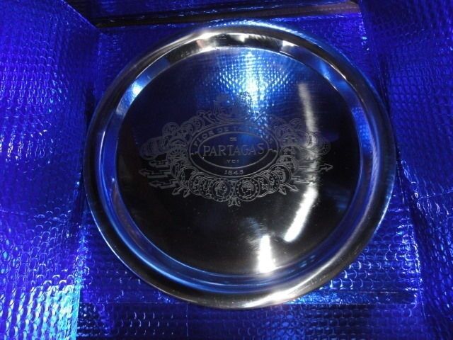 etched logo metal platter 15" diameter in the box