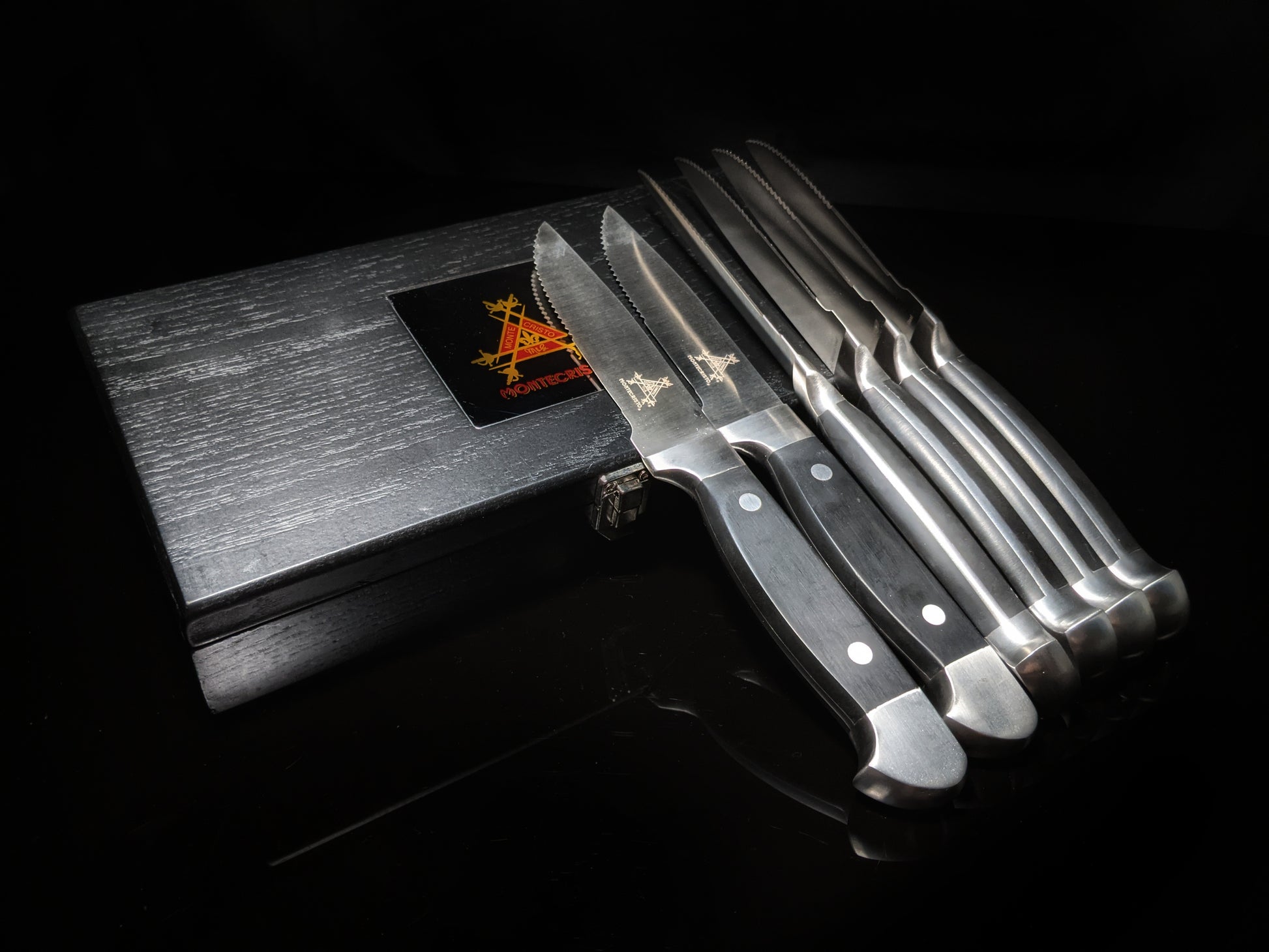 Montecristo Steak Knives in wood case – BG Gear Co