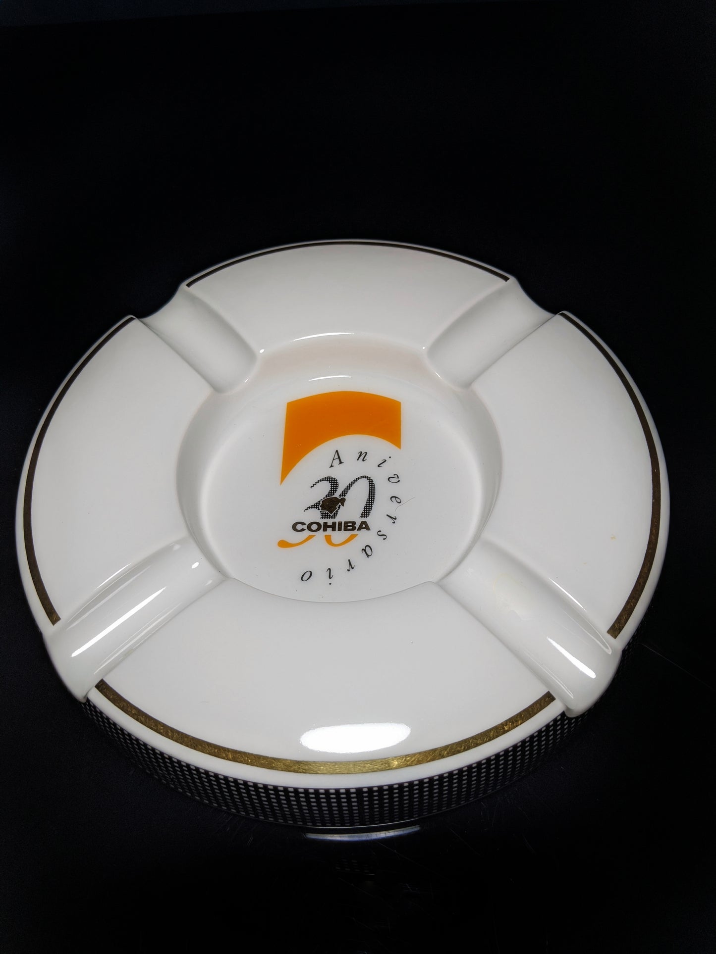 cohiba 30th anniversary special edition  ashtray